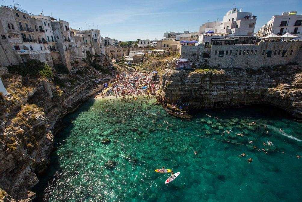 Полиньяно-а-Маре Италия. Полиньяно-а-Маре, Апулия. Polignano a mare Италия. Бари Полиньяно а Маре.