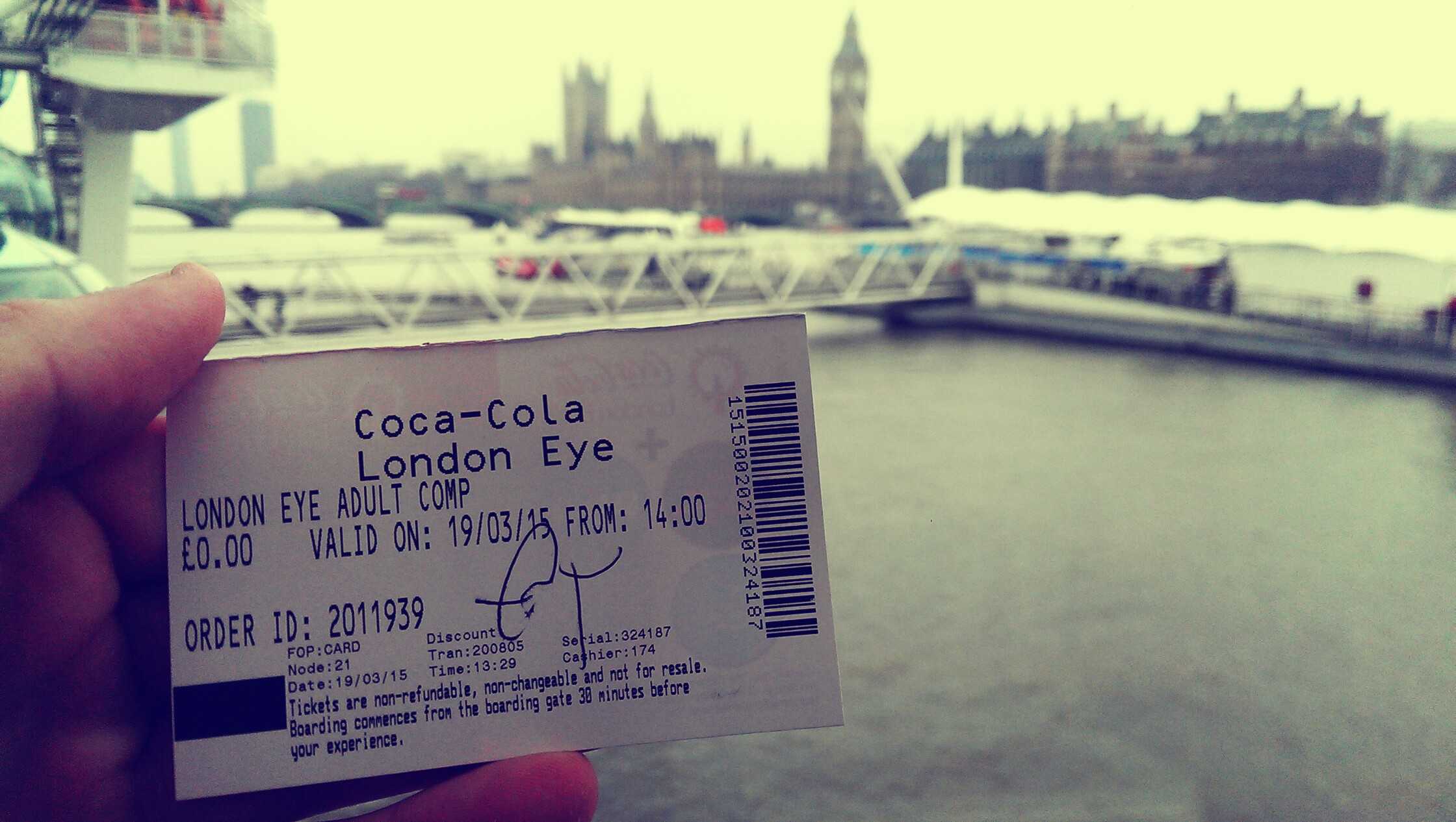 Билет на самолет в лондон. Лондонский глаз билеты. London билет. Билеты в Лондон.