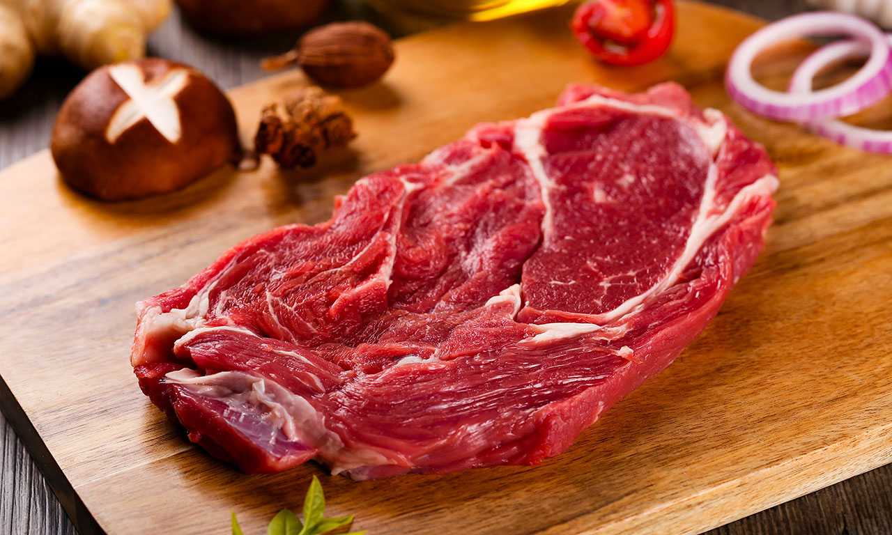 Происхождение слова говядина: почему мясо коровы так называется?