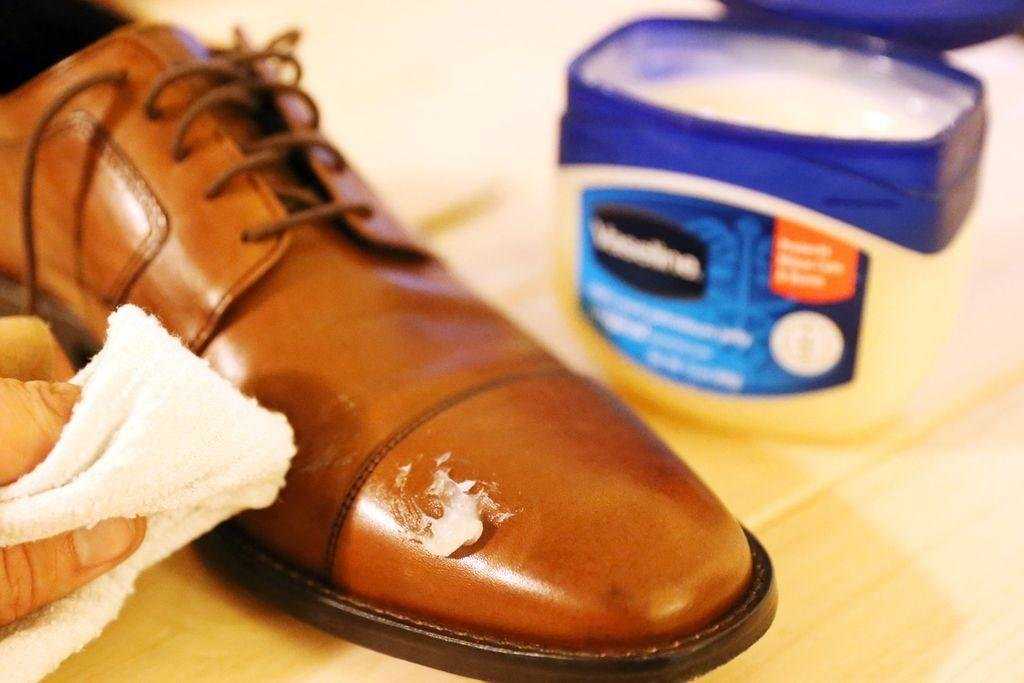 Как почистить обувь - ухаживаем за обувью
как почистить обувь - ухаживаем за обувью